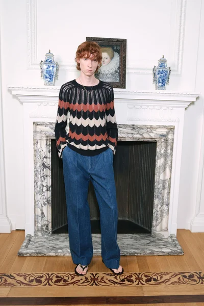 Look 106